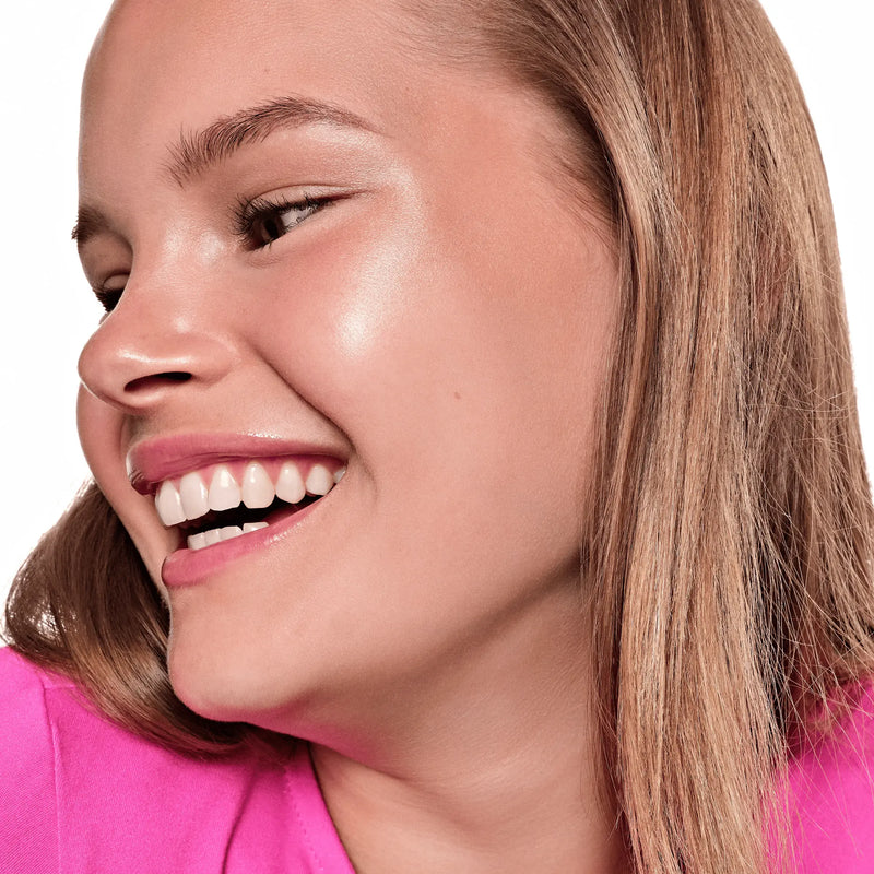 Essence Baby Got Glow Highlighter Stick 10 Golden Aura