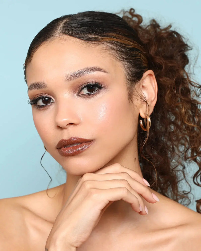 Moira Chic Satin Lipstick 005 Modern
