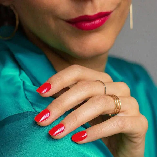 MoYou London UV Gel Strips Red Riding Hood