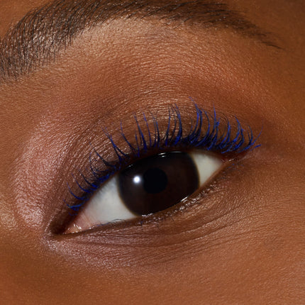 Essence I Love Extreme Blue Crazy Volume Mascara