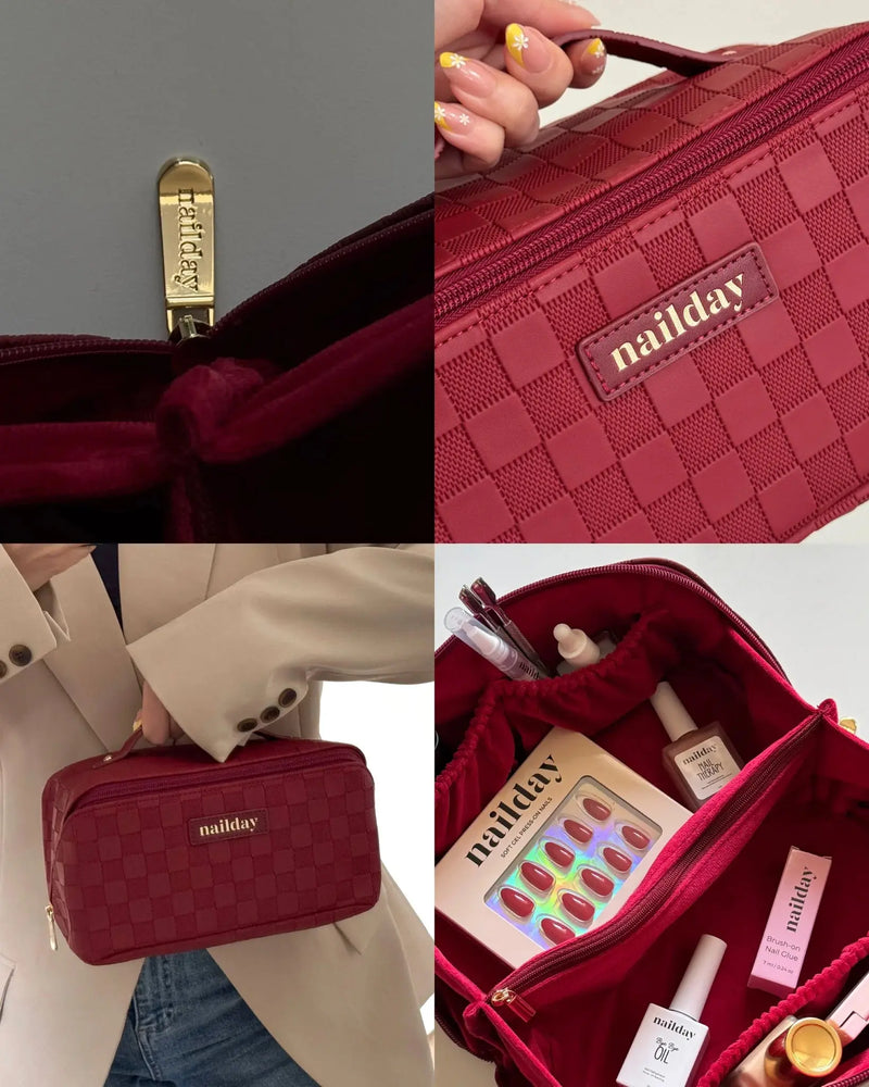 Nailday The Essentials Beauty Bag Rouge