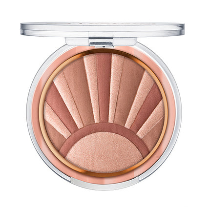 Essence Kissed By The Light Illuminating Powder 02 Sun Kissed